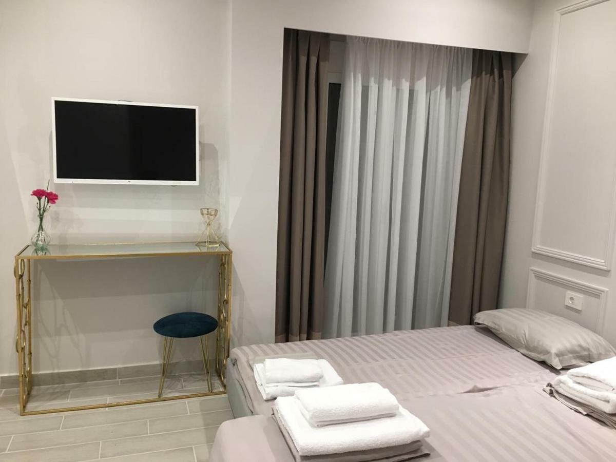 Onira Luxury Rooms Sarande Exterior photo